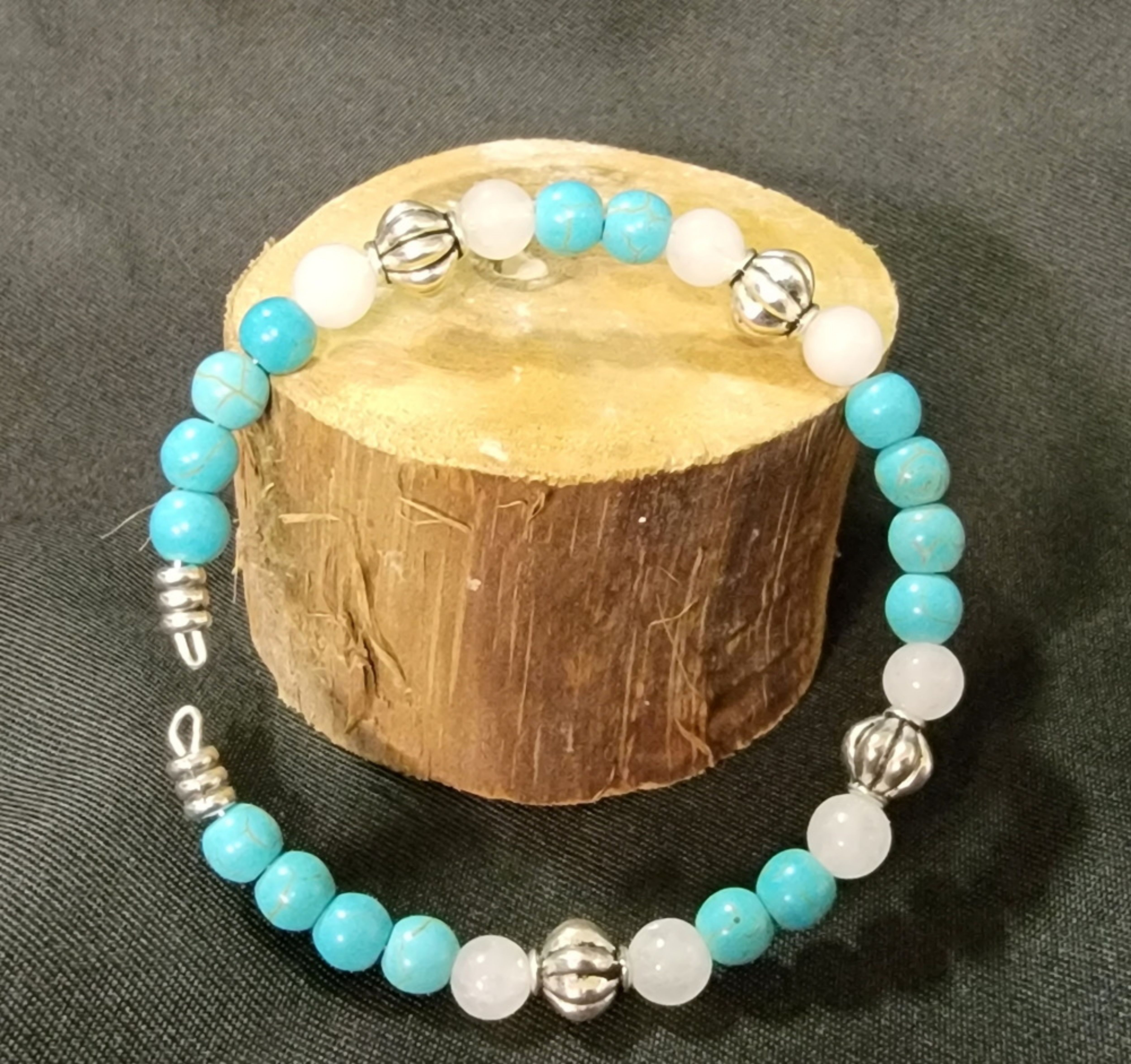 Image de Bracelet en pierres naturelles (composition en description)